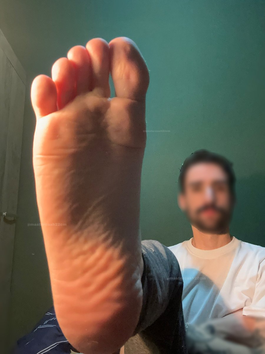 MASTERCASH22cm's tweet photo. tua função é obedecer e teu privilégio é ser humilhada, ajoelha e agradece sua cadela 🔥

 #findom #findomalpha #cashslave #cashmaster  #master #sub #feet #footmaster #cashpig #finsub #foot #cashsub #malefeet #soles https://t.co/3GMlO80YL2