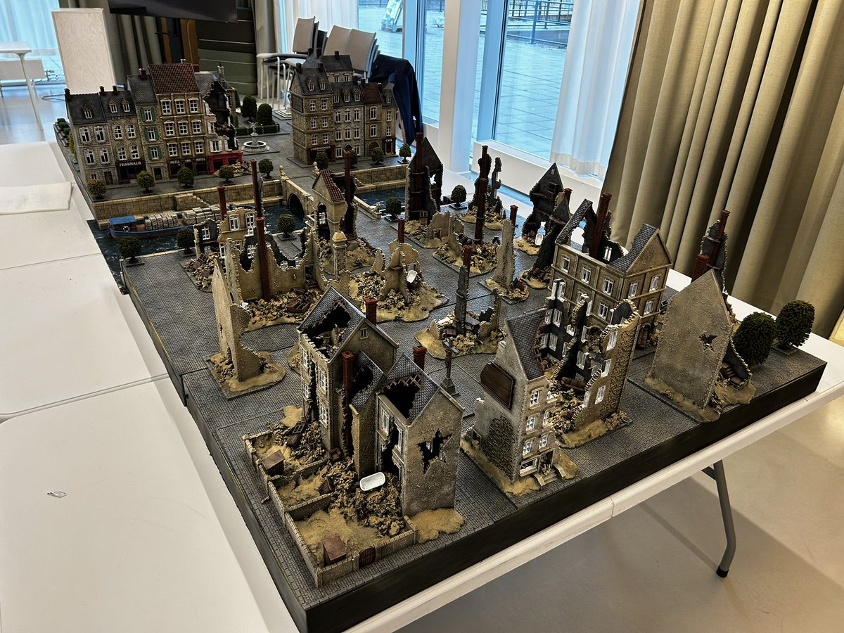 Pagan_Fury's tweet photo. Great fun to host a event game for 10 people with my most recent table 😃 I’m going to need more buildings… all designed, printed and painted by me https://t.co/wGQ609Mmnp