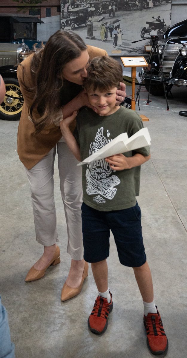 hallieshoffner's tweet photo. I’m the wife of a wonderful man.

I’m the mom of a little boy.

I’m the daughter of two parents who are getting older.

I’m a caregiver to a parent with dementia.

I’m a farmer who had to close her operation.

I’m a follower of Jesus Christ.

I’m a lot like a lot of Arkansans.

And I want to be your next U.S. Senator.