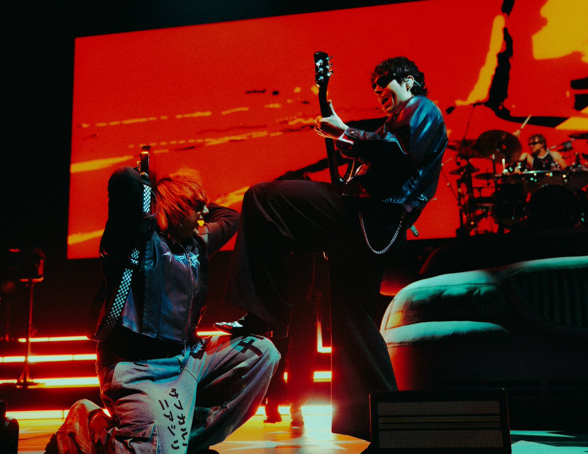 The5SOSYears's tweet photo. Muke stepping in 4K 🤩
Via tomgrut on IG ★
#EASAuckland #AucklandIsAStar #EASTour #EveryonesAStarTour https://t.co/cdcNMEA950