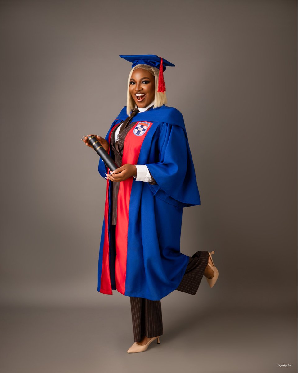 chinezeremia's tweet photo. Iyke-Anunagba Chinezerem Jocelin
ACArb!
LL.B (Hons) second class upper👩‍🎓⚖️
Esq soon👩‍🍳 https://t.co/aedfSgkmKc