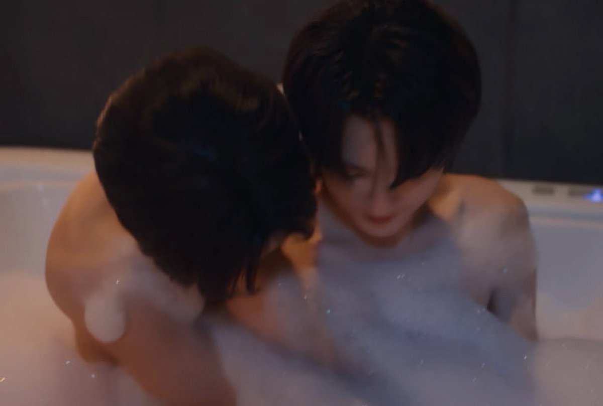 loverrukkgff's tweet photo. thirdwan intimacy>>>

MR FANBOY CHAPTER 9
#MrFanboyEP9 https://t.co/sTjZ7alsgj