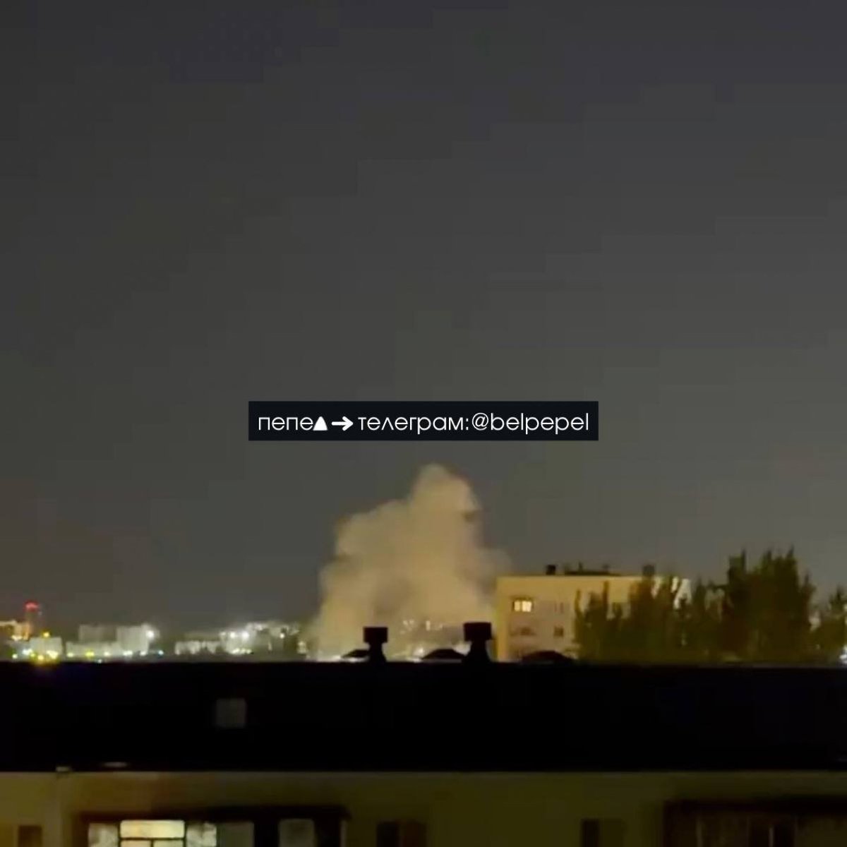 NijhuisClaretta's tweet photo. Boom 💥 Splat 🔥 
A drone has crashed in the center of Belgorod,
causing damage on the ground. https://t.co/y5cOmaOjNi