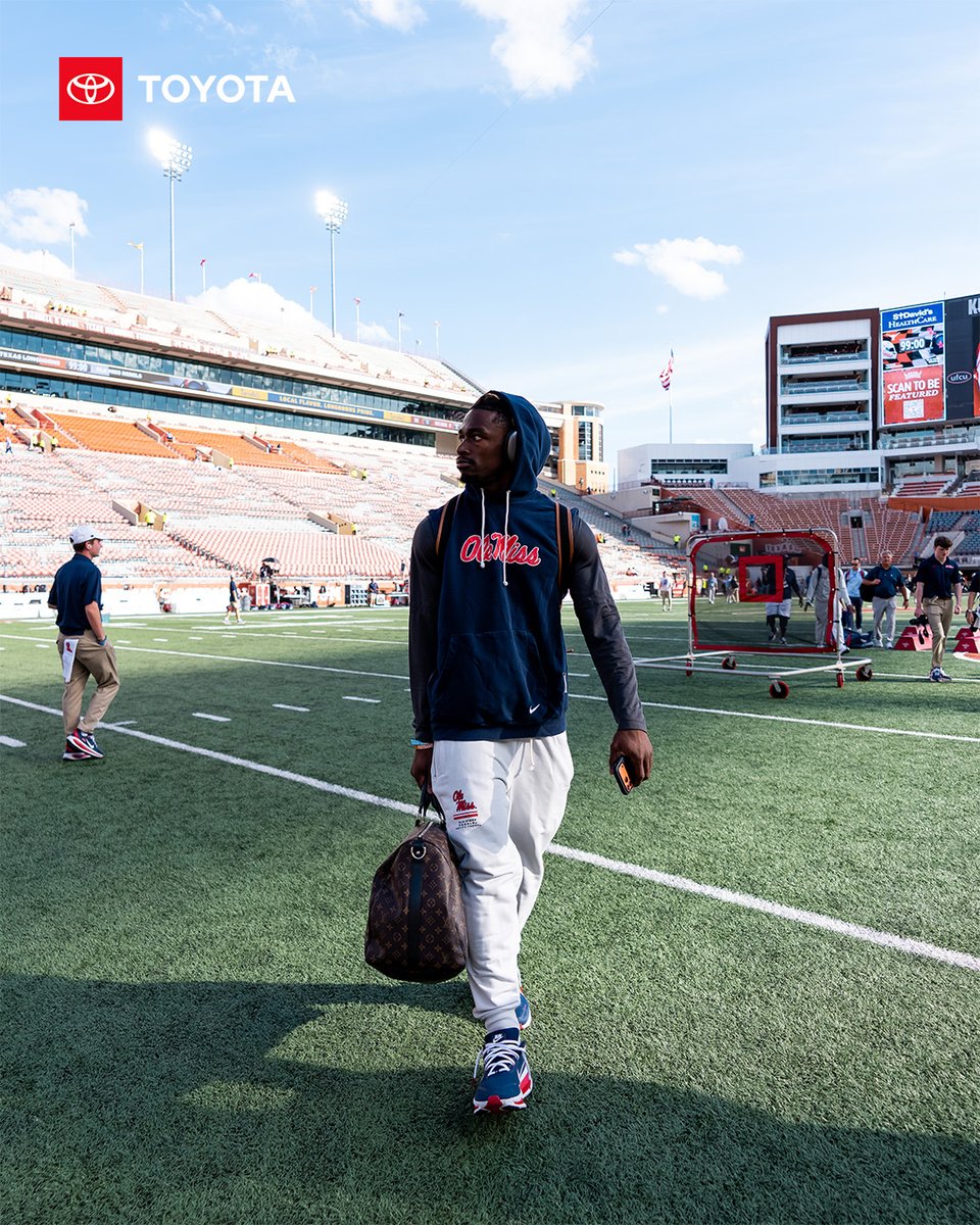 OleMissFB's tweet photo. Road work ahead ⚠️ 

#HottyToddy https://t.co/wHD6AqbEo6