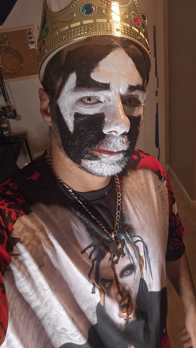 PeraSyte's tweet photo. I dont get to be in Worcester tonight... but I get to Jugg out!

WHOOP WHOOP!!! https://t.co/DNFk4k1dk9