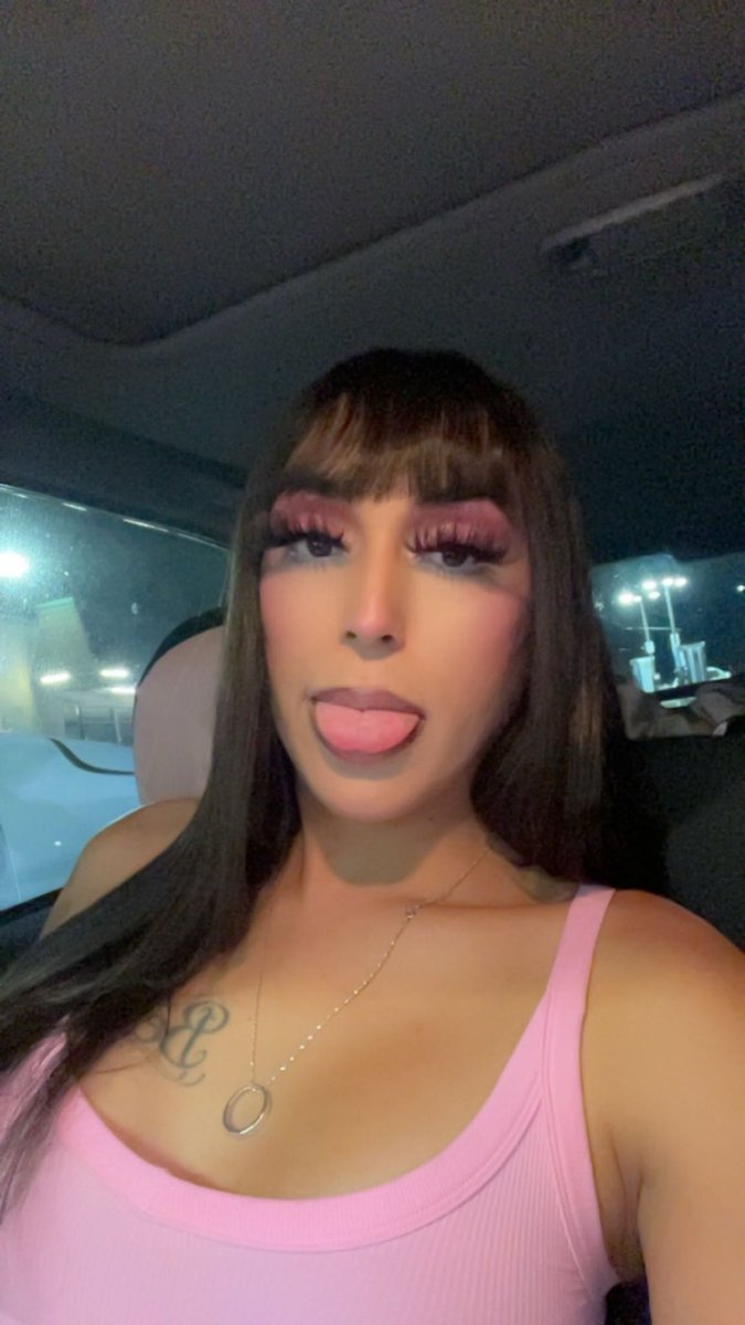 Biabrattt's tweet photo. Just promise me , I’m your fav 🥰👀💕😍❤️🥹 #trans #baddie #sandiego #fav #pretty https://t.co/hxIN9v8Bf3