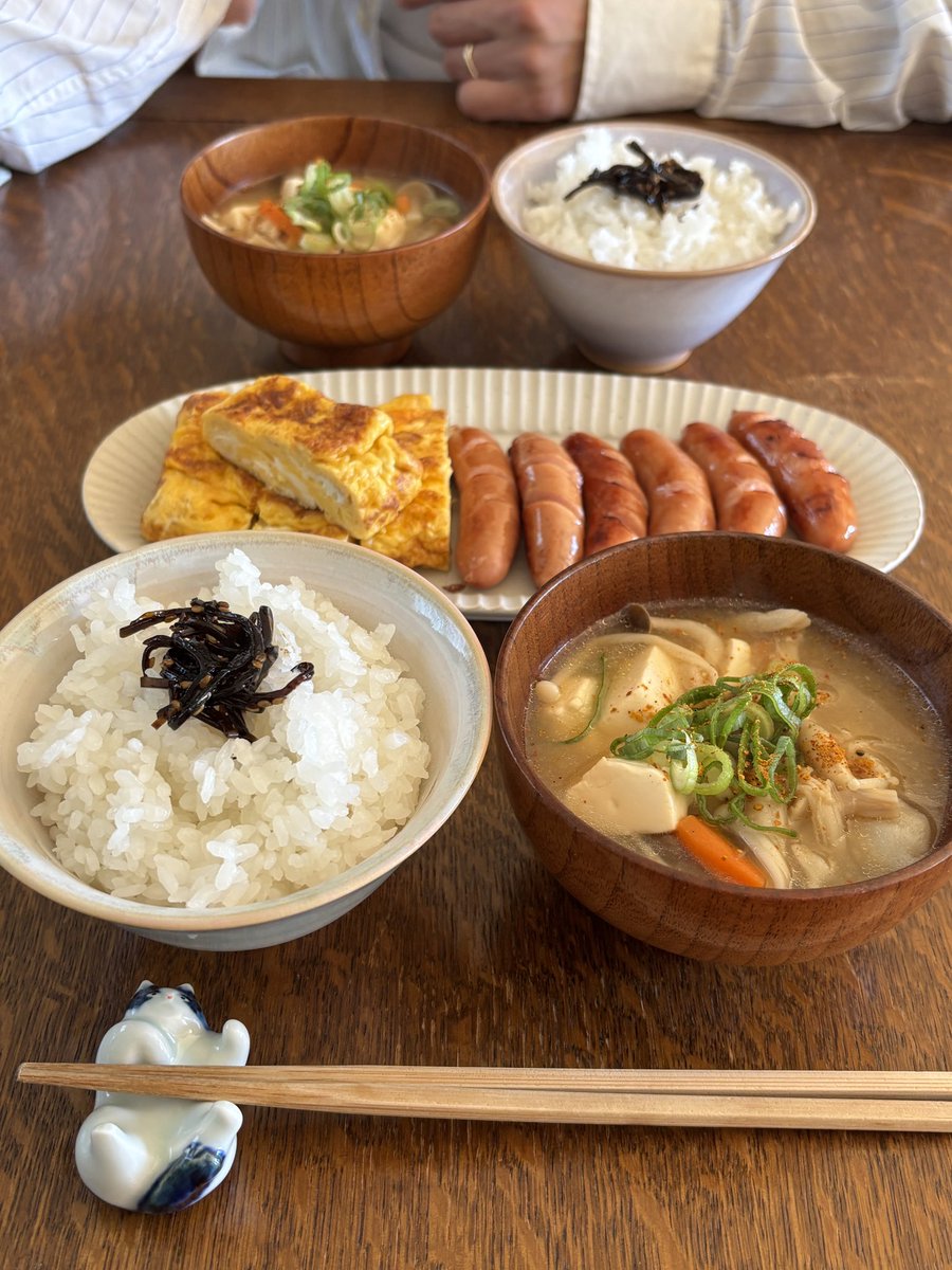 ii_____27's tweet photo. お腹空いて起きたら夫が朝ごはん作ってくれていて歓喜 https://t.co/Tz7zs5lcr5