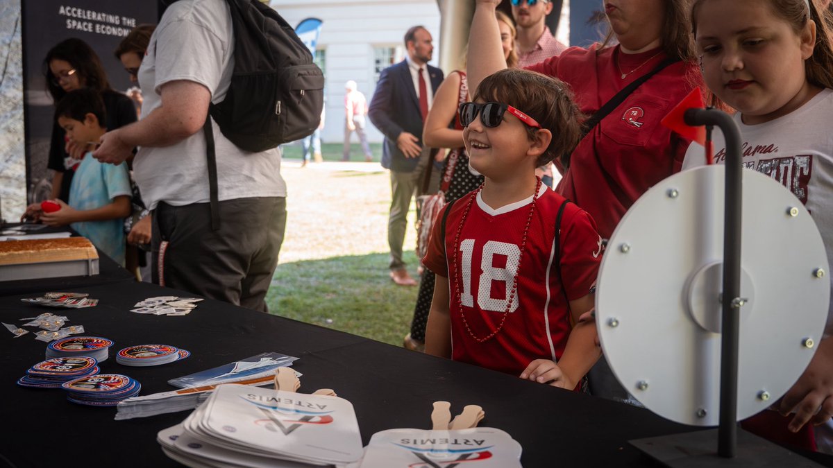 NASAAdmin's tweet photo. Roll Tide and full throttle!

An incredible day in Tuscaloosa with @SecRollins, from signing a new agreement between @NASA and @USDA and meeting with students at @UofAlabama to flying over a packed Bryant-Denny Stadium ahead of Alabama vs. Texas A&M.

The same spirit that takes us into the skies will take us back to the Moon and inspire the next generation to take us even farther.