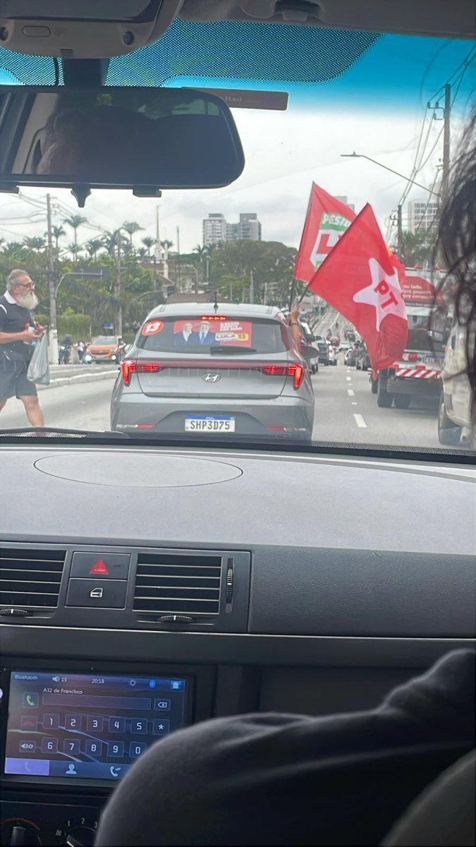 nataliam4rqs's tweet photo. Nós vamos vencer!!!!! #LulaVaiVirar https://t.co/8BGprKBq4q