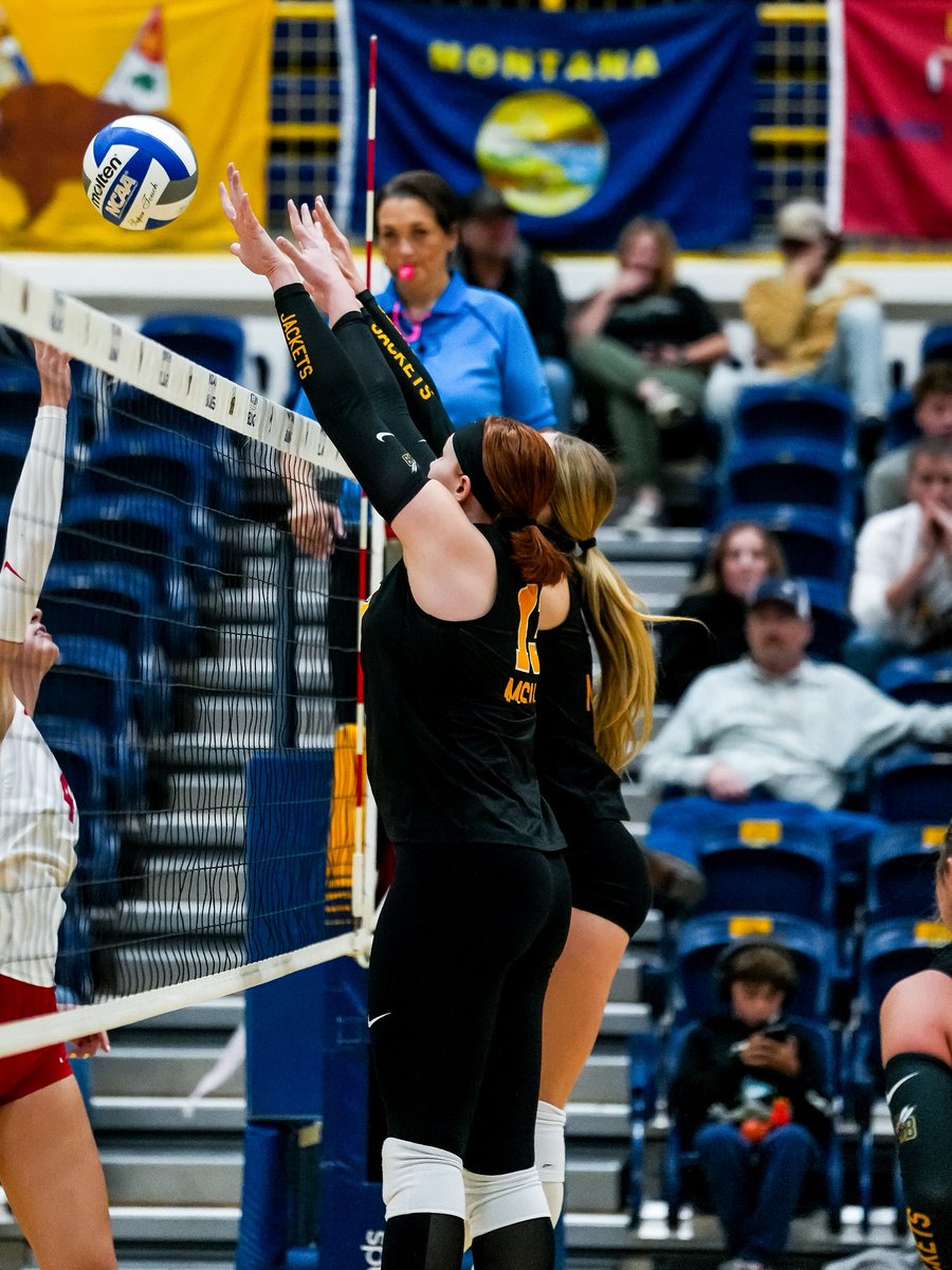 MSUBVB's tweet photo. 𝓗𝓪𝓿𝓮 𝓪 𝓭𝓪𝔂 #13👏

#MSUBSPORTS | #MSUBVB https://t.co/dR4BGFuzT8