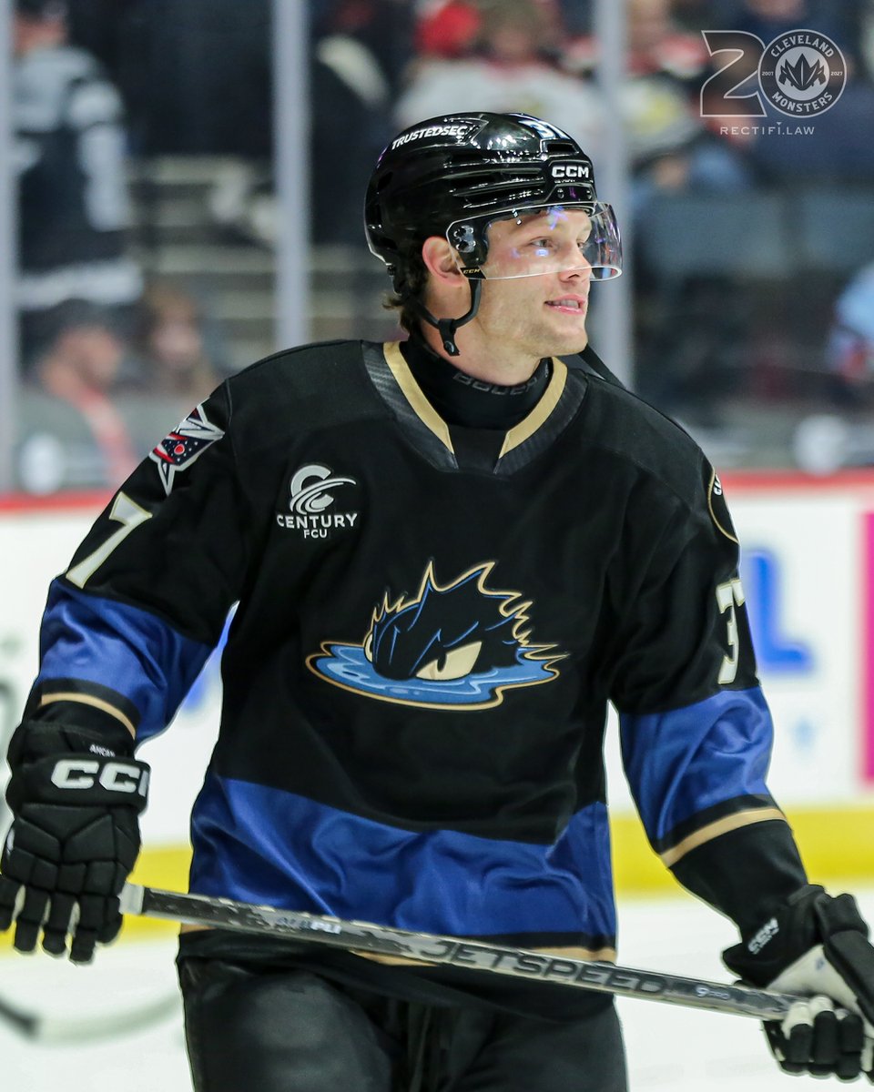 monstershockey's tweet photo. fired up 🔥 ⬆️ 

https://t.co/aP6BUZCqKN | #FearTheDepths https://t.co/Mqghhv0wH7
