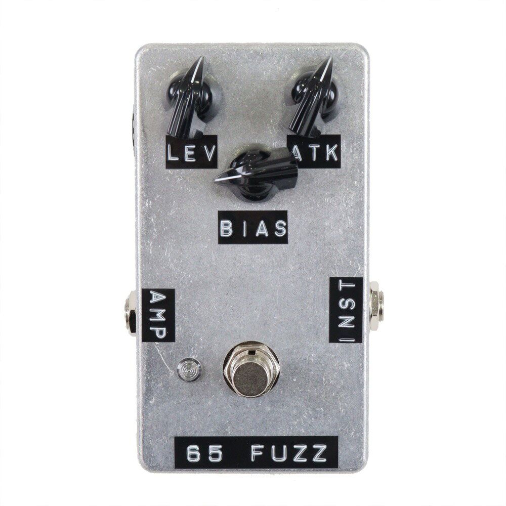 effectorbox's tweet photo. #コレクションボックスアーカイブ

1965年のヒット曲のイントロで鳴ったファズのニュアンスを、NPN型シリコン・トランジスタで再現したShin’s Musicのファズ。初段のBIASを外から動かせて、プラス9Vのパワーサプライでそのまま使えます。

「Shin’s Music シンズミュージック / 65 FUZZ【ファズ】」

詳細はこちら👇
https://t.co/xG46TfAZIS

#エフェクター #ShinsMusic #シンズミュージック #65FUZZ