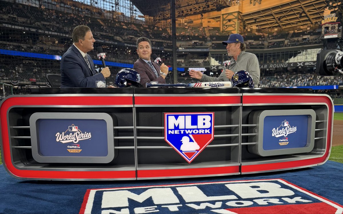 Plesac19's tweet photo. What a great moment for me and host Greg Amsinger … all time @Brewers gr8 Robin Yount joins the set of “The National Pre Game Show” … one of the highlights of my time at @MLBNetwork . “Rockin Robin” ! https://t.co/ed6W0AtpFR