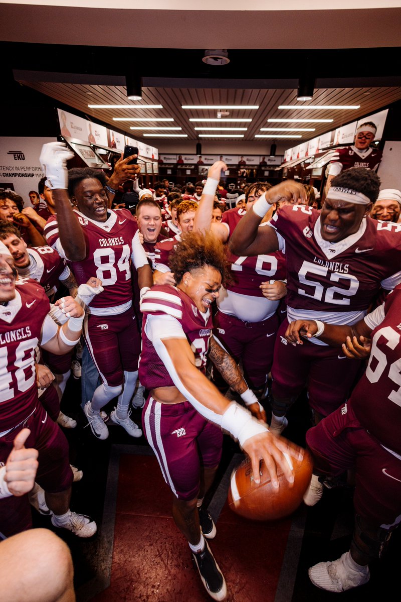 EKUFootball's tweet photo. TO THE CABIN ON THE HILLLLL 🗣️

#E2W | #MatterOfPride https://t.co/yKMLdcEtE5