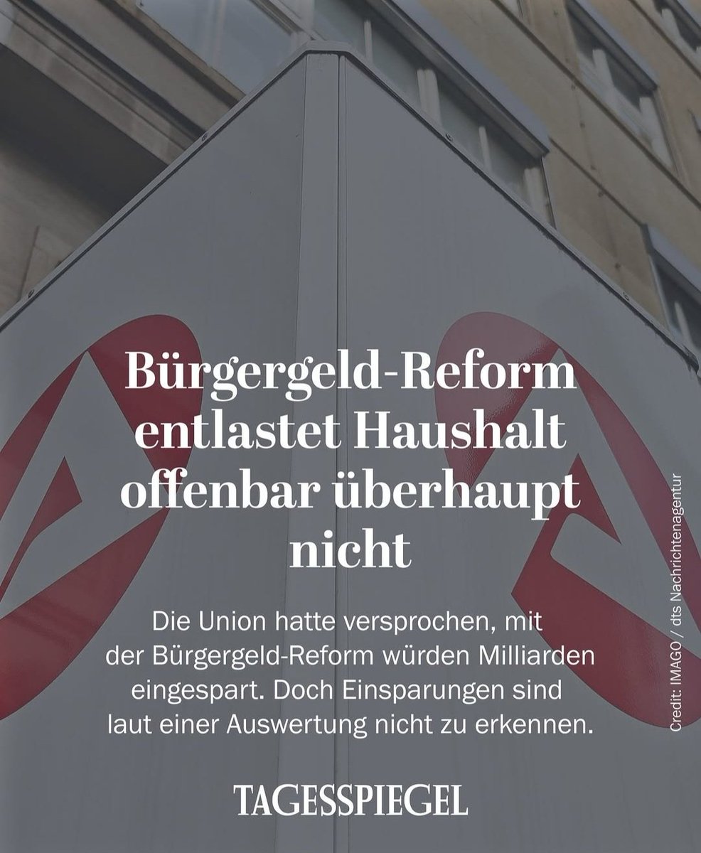 ULTRAKAERL's tweet photo. Das war allen Fachleuten von Anfang an klar. Aber man wollte ja unbedingt einen Weg finden, den faulen Armen Beine zu machen.

Dass dabei kaum Geld eingespart wird, war offenbar zweitrangig. https://t.co/BtRwySOjIW