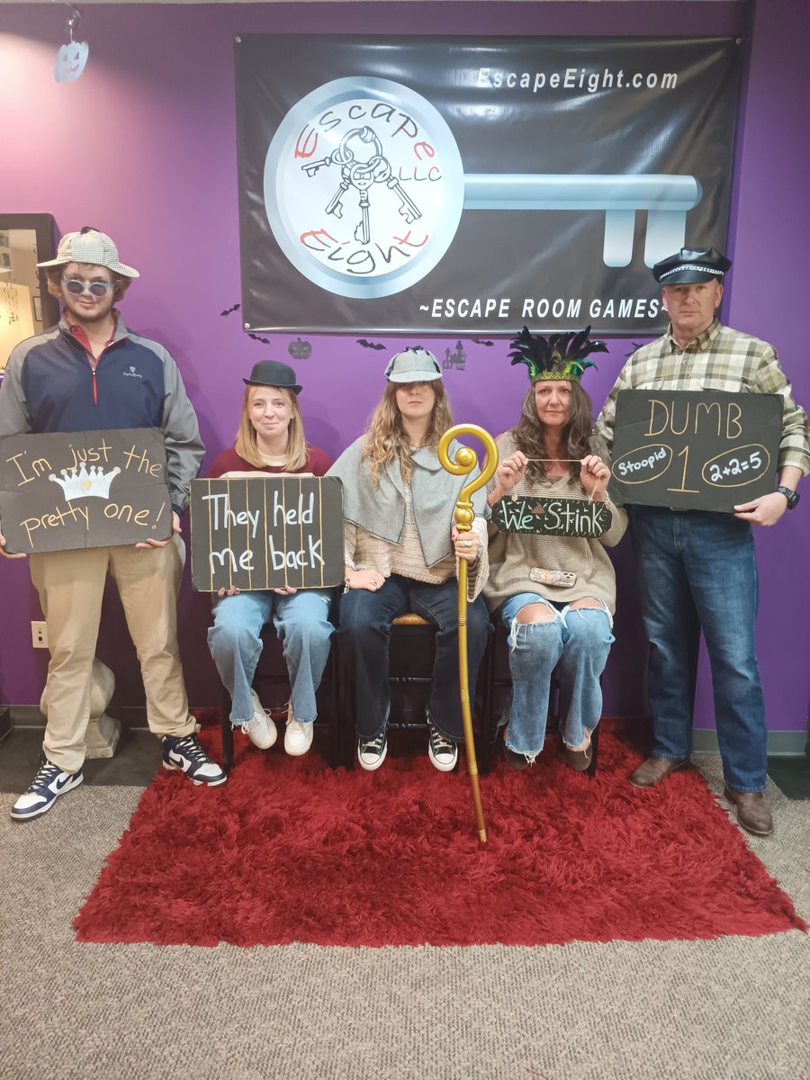 EscapeEight's tweet photo. Team Six Seven did not escape from Room 1306. https://t.co/ArCNsJpIxo