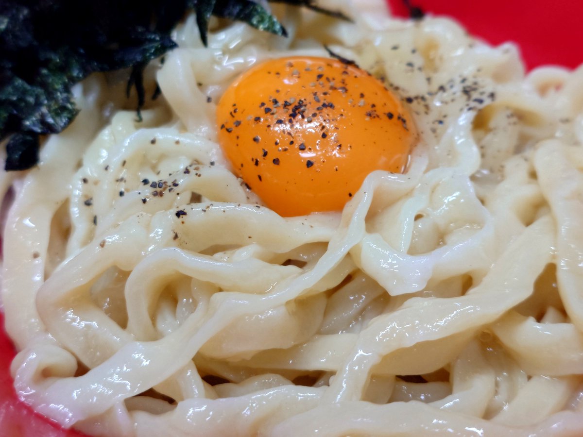yaseru851's tweet photo. やべぇ、Q極ktkr

#目薬家の朝ラー

ポン酢TKM

麺の仕様は昨日と同じ、茹で後に氷水で締めると昨日と同じタレと🥚の白身を泡立てておいた丼にドーン💣

麺がない状態から準備含めて30分程度でコレ食えるのヤバ

日々精進です、ゴチでした🍜 https://t.co/hPcO5Qbo5r
