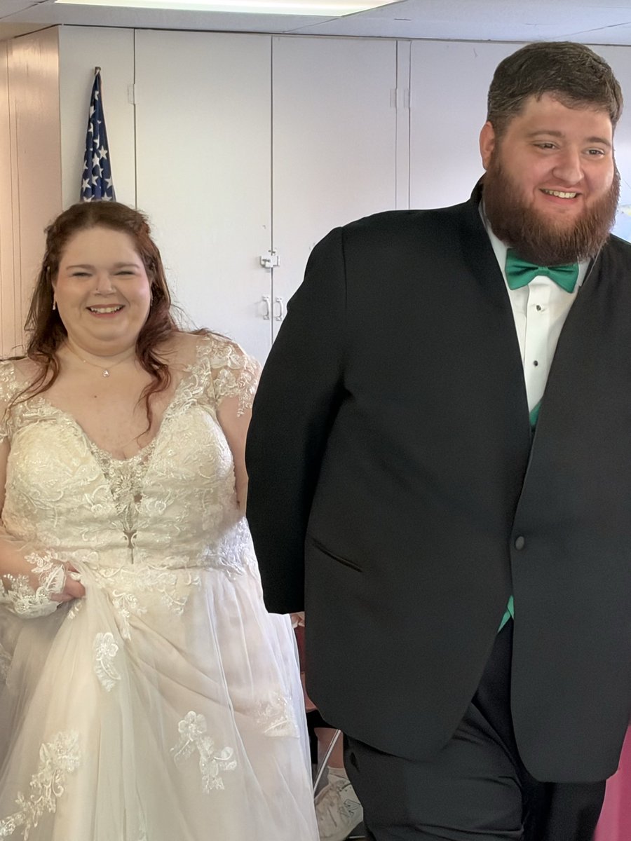 JeffereyNerisVA's tweet photo. Well ITS FINALLY OFFICIAL, SAY HELLO TO MR AND MRS NERIS!!! 🔥 we appreciate everyone giving us their love and support and thank you so much for all the wishes everyone! We had a wonderful day today!! https://t.co/x0yLNp8Iz2