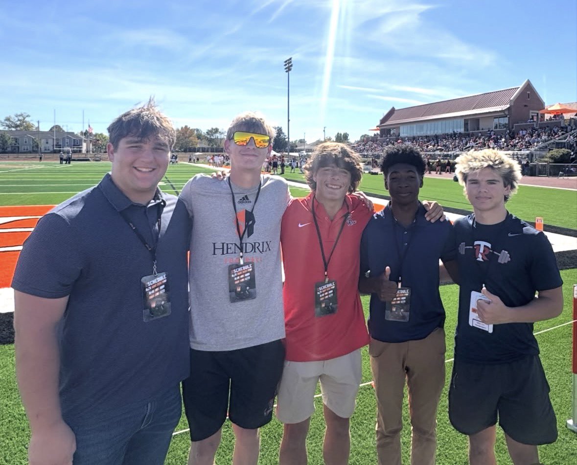 neyland_ezell2's tweet photo. Had a great time at Hendrix College on my Game-day visit! @HendrixFootball @RussHeidiSLC @Coach2Carter @CoachSchultz_DC @CSmithScout @johnvarlas @TnVarsity @sixstarfootball @Jordan_Smit11 @Turner_Ezell @colin_corbitt @spobrien27 @TipRoseFootball @T_Barlow31 https://t.co/OoEztTHuZq