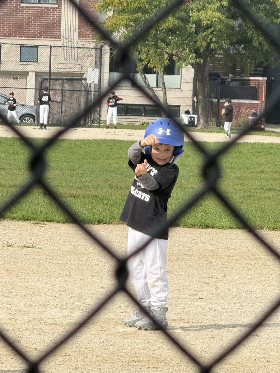 keepitsimpl9's tweet photo. @whitesox 

My grandson wants to be Chas Meidroth. https://t.co/4l2sps5En9