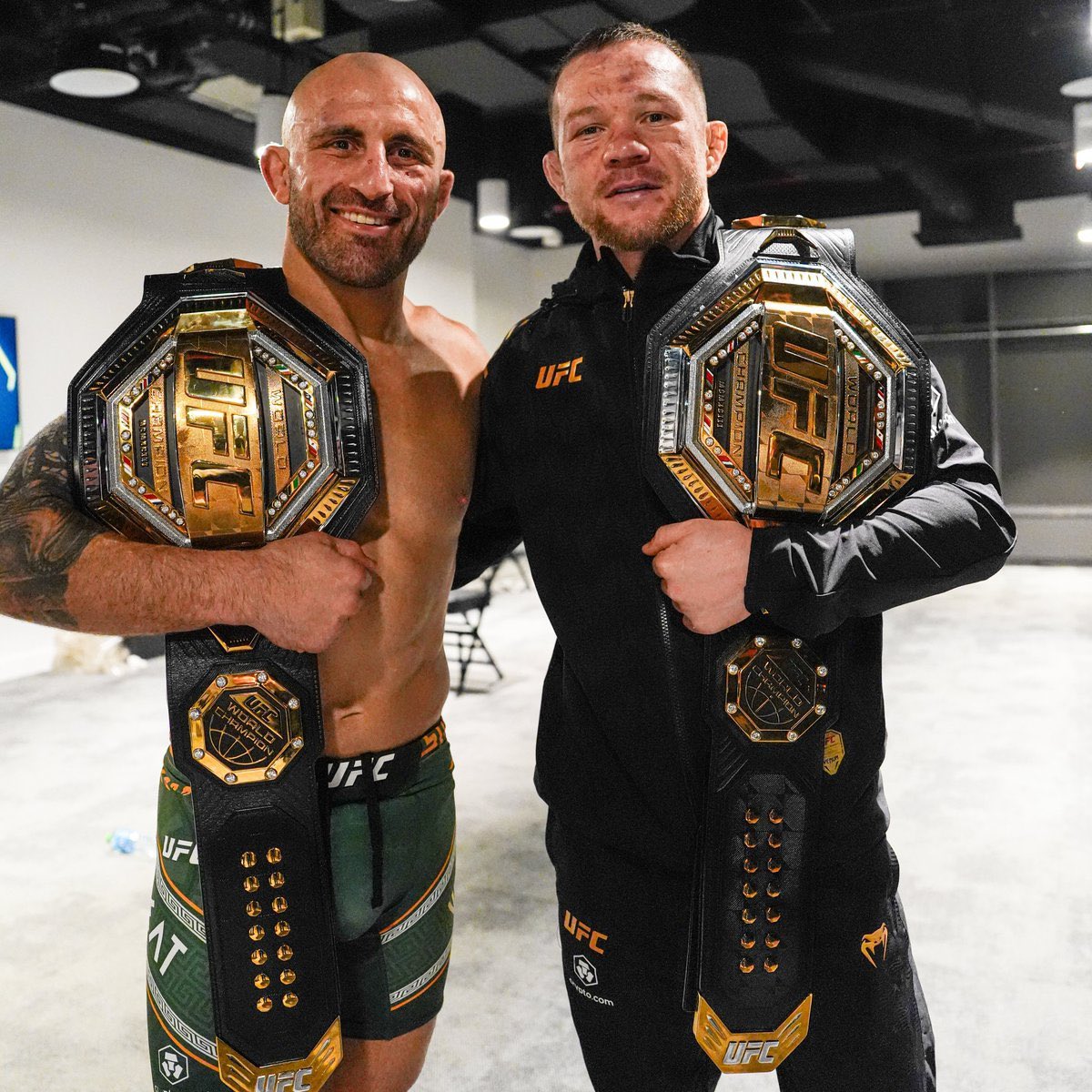 ChampRDS's tweet photo. Alexander Volkanovski and Petr Yan take a photo together after their wins at #UFC333 🤝 https://t.co/tZEdEJLwJY