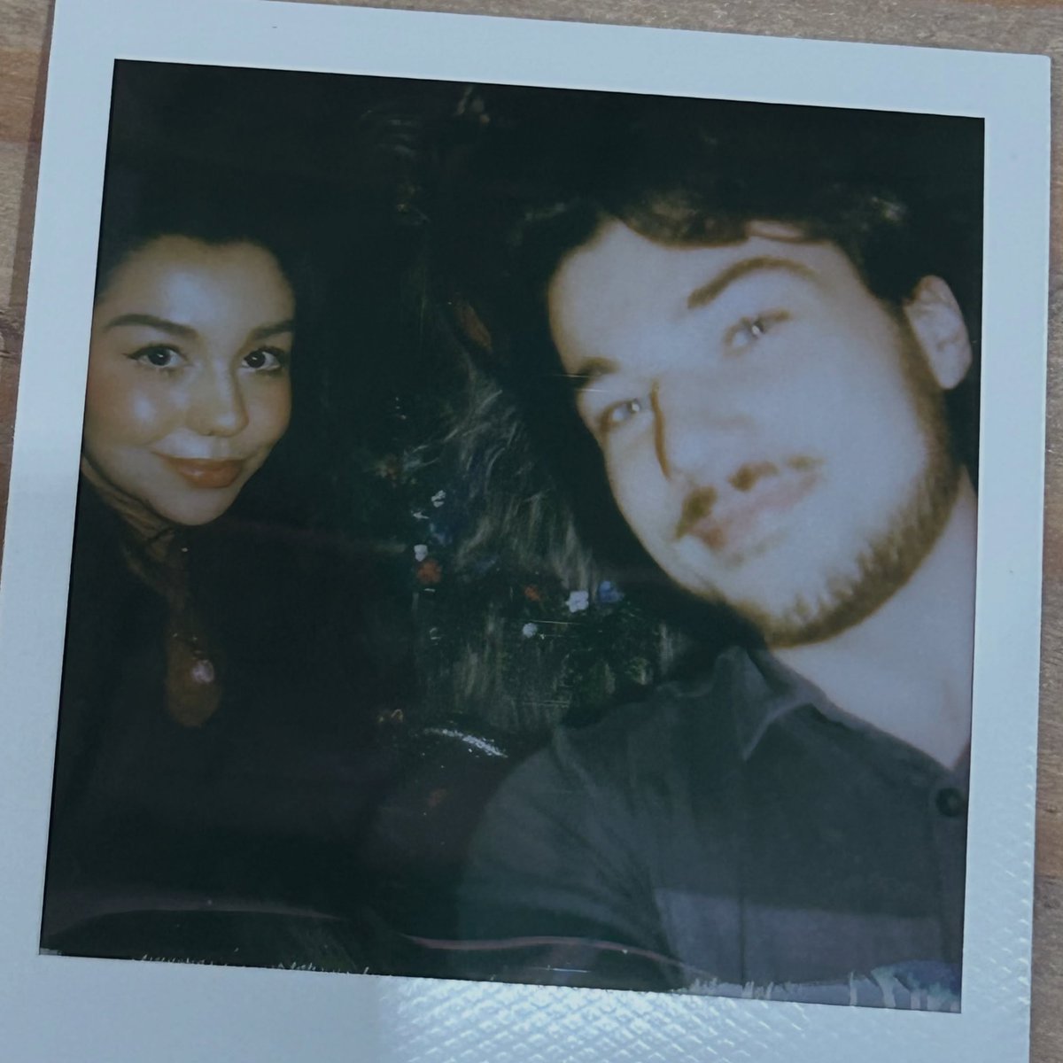 pinkworldv's tweet photo. a little Rock-afire magic, straight outta the 80s ♡ꕤ
#polaroid #rockafire #animatronics #showbizpizza #rockafireexplosion https://t.co/c8ciPAmDrW