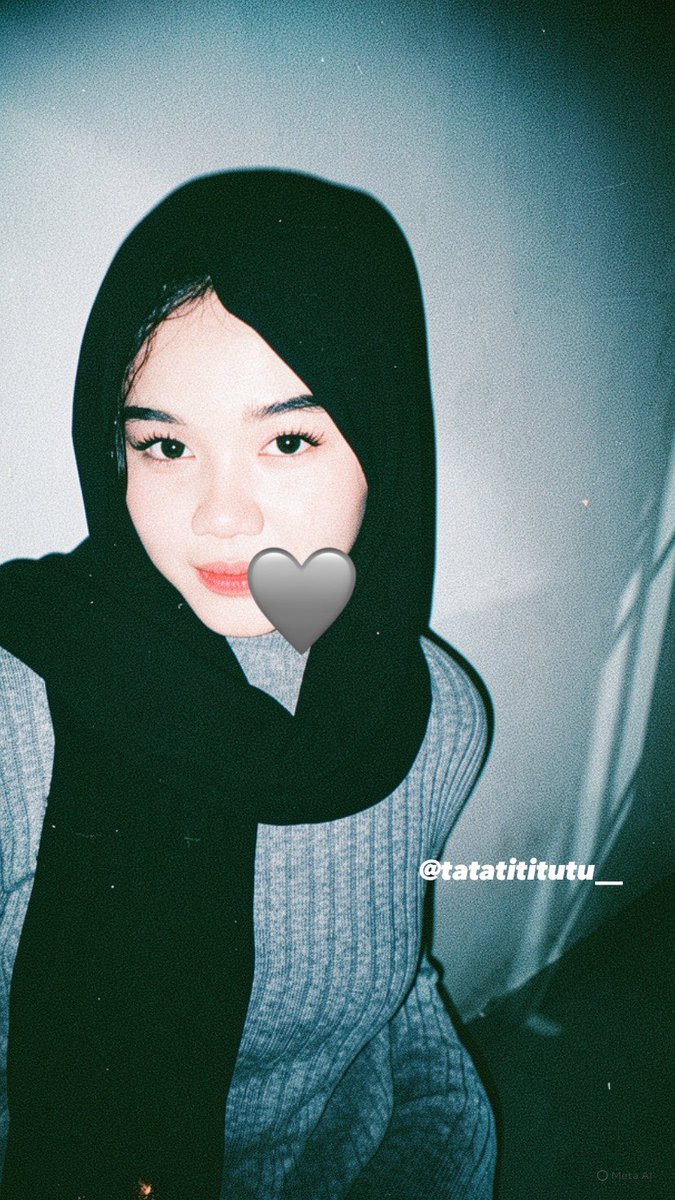 tatatititutu___'s tweet photo. cakep banget bulu matanya😍😍😍

https://t.co/0NnNKBGfpG https://t.co/nBskMIEuoQ