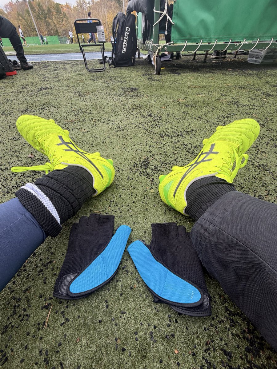 leftymonster426's tweet photo. おはようございます☀️
北海道の朝は寒いです…
サッカーシーズンもそろそろ終わりますね〜⚽️ https://t.co/AaVO8IdWzB
