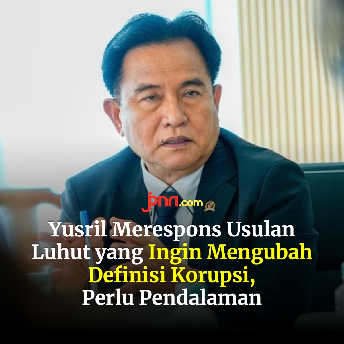 jpnncom's tweet photo. Menteri Koordinator Bidang Hukum, HAM, Imigrasi, dan Pemasyarakatan (Menko Kumham Imipas) Yusril Ihza Mahendra mengatakan usulan perubahan definisi korupsi masih memerlukan pendalaman.

Menurut Yusril, usulan Dewan Ekonomi Nasional (DEN) Luhut Binsar Pandjaitan sal perubahan definisi korupsi itu baru wacana dan garis besar saja.

"Belum masuk ke detail persoalan tentang definisi korupsi yang ingin disesuaikan dengan UNCAC, baik terkait hukum materiil maupun hukum formil-nya," kata Yusril, Sabtu (24/10/2026).

Yusril mengaku diundang oleh DEN untuk bertemu pada Senin (26/10). 

Menurutnya, terdapat kemungkinan DEN akan menjelaskan secara rinci usulan perubahan dimaksud atau mendengar pandangannya sebagai mantan Menteri Kehakiman.

SELENGKAPNYA: https://t.co/icYrK4eviN

#YusrilIhzaMahendra
#LuhutBinsarPandjaitan
#Hukum