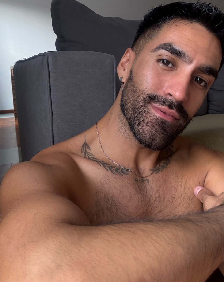 Mikesukerbel's tweet photo. Soy feo, lo sé .sigue la nueva cuenta b@bys https://t.co/cLyBMqDryi
