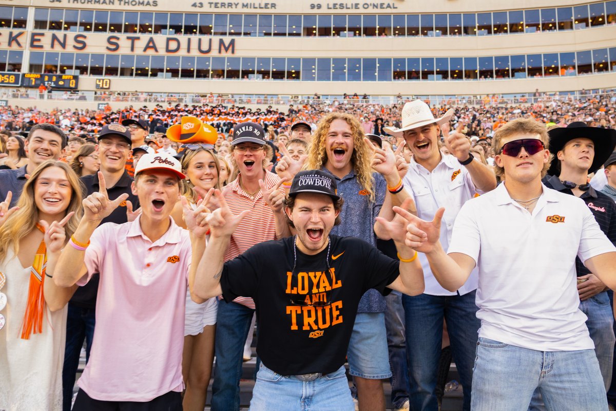 okstate's tweet photo. Looking good, #CowboyFamily 🤠 

#okstatehc | #GoPokes https://t.co/2M7pkPNuO7