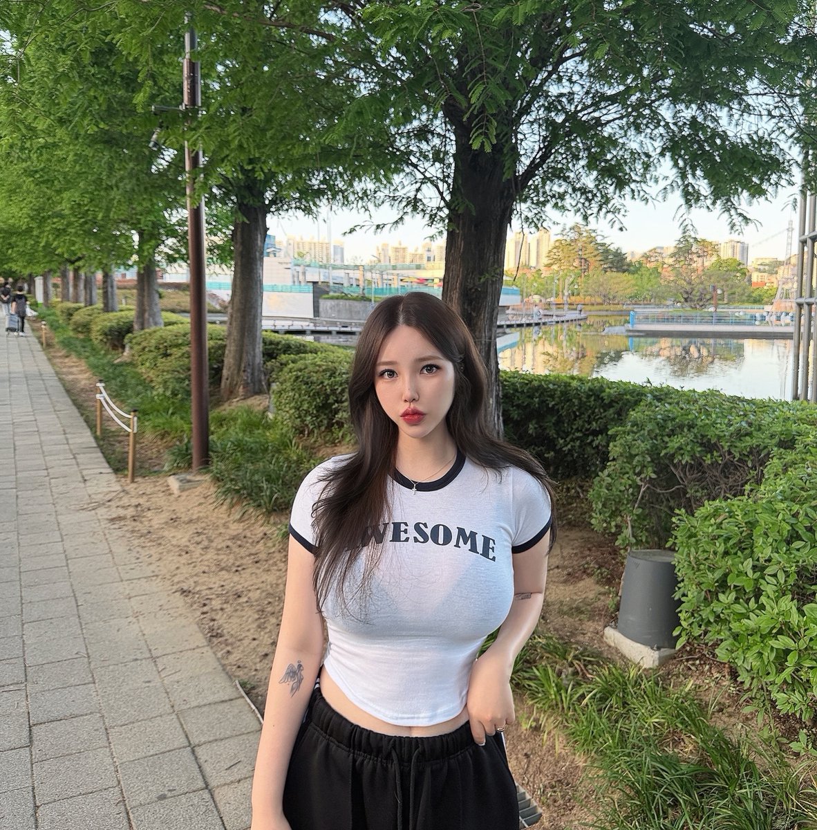 chitken_photo's tweet photo. 검정 브라 맘에들어?
#맘눌뎀 #비떱 #능욕 #섹트 #일탈 #ㅁㄴ https://t.co/wfPBySXUVy