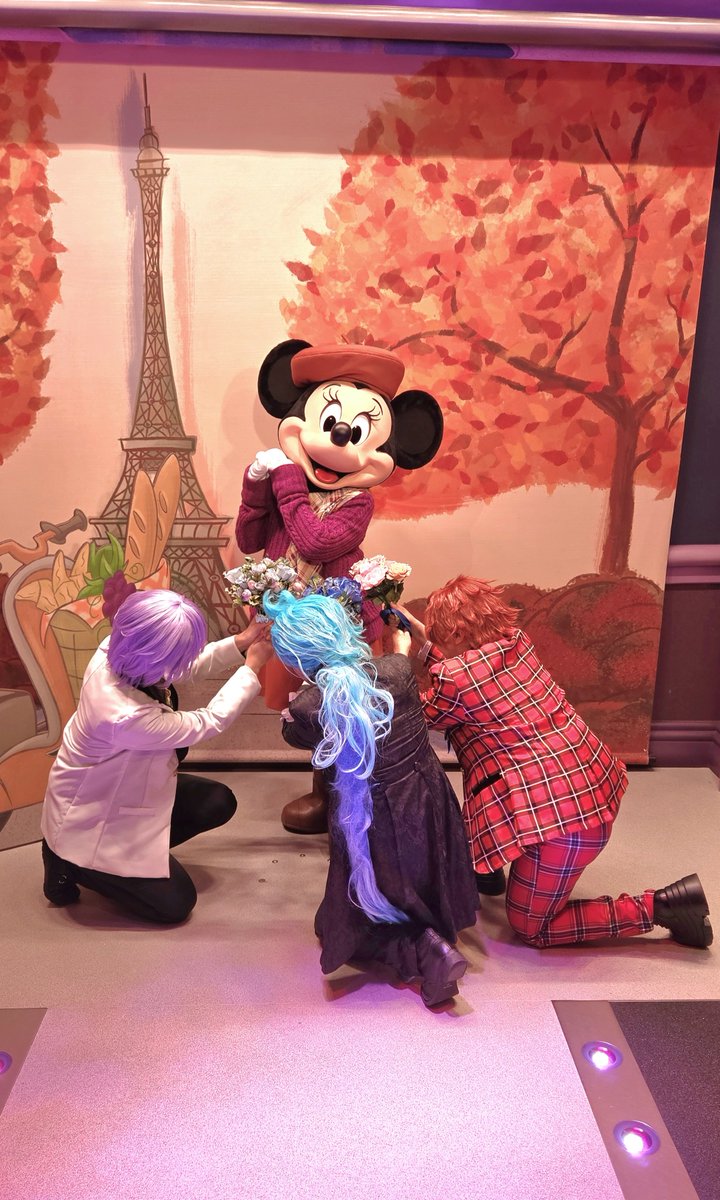 amabisu's tweet photo. 求婚したけど眼中にないらしい

#Dハロ仮装2026
#Dハロツイステ
#Dハロ仮装 https://t.co/NP0Y8UjMSw