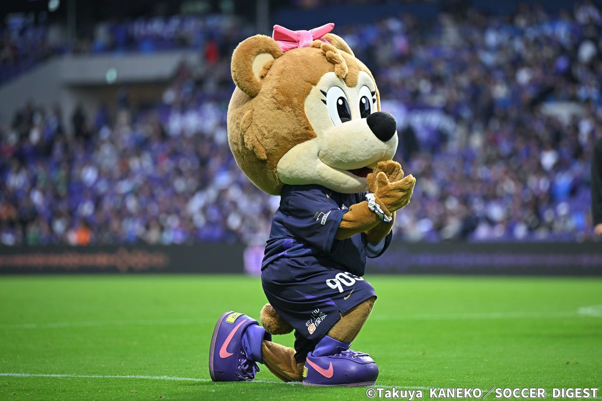 sakadai_naka's tweet photo. ⚽ 10/25 広島 4-0 清水⚽

愛、愛、愛、愛🟣
愛で溢れているフレッチェ🐻

#サカダイ #サカダイフォト
#写真部金子 📷 https://t.co/nkWvlmKwLF
