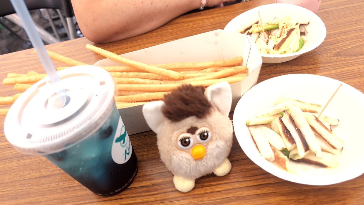 GRKISHOW1311's tweet photo. おいちいね
豪雨だけど https://t.co/qozEd3Gs8J