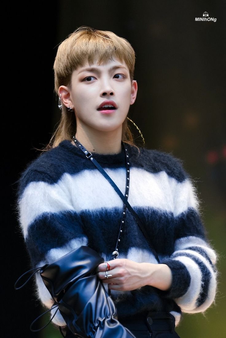 vvbdkfl_21's tweet photo. #에이티즈8주년
#나눔이벤트
#에이티니

8주년 기념 에이티즈 굿즈 나눔 이벤트합니다!

상품: 에이티즈 골.아 5 디지팩(홍중,트.타,윤호,맏즈)
+약간의 포카♥︎

참여방법: ♥︎+RT 까지만 해주세요♥︎
투표로 뽑겠습니다 총 3분 뽑을께요
많관부..♥
(참여율 10명 이하면 취소) https://t.co/GLASj2jgyz