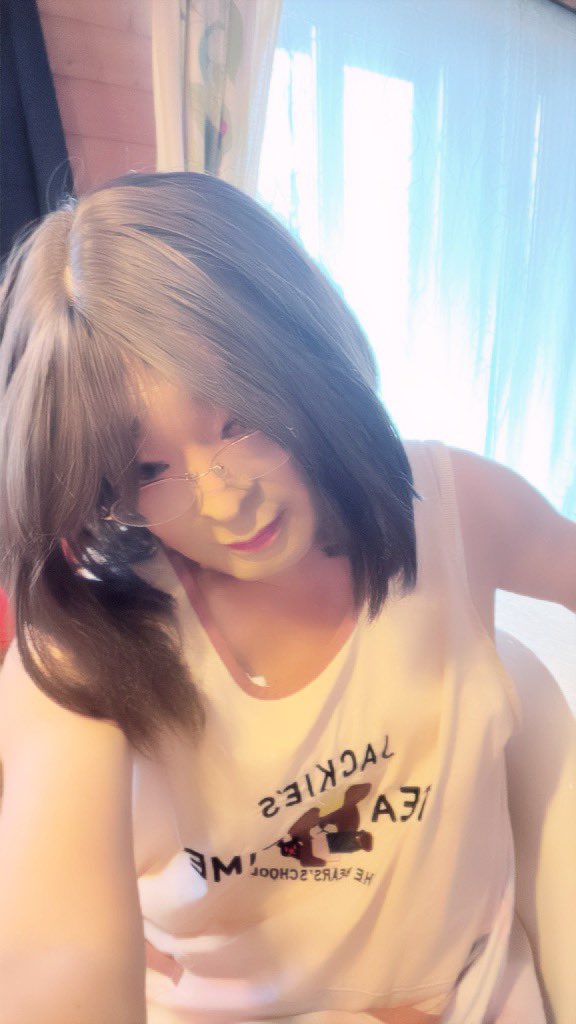 Led_IRUJIME's tweet photo. 昼ごはんψ(｀∇´)ψ

チキンライスと油淋焼売♪

#昼ごはん
#チキンライス
#シュウマイ
#レイちゃん
#女装娘 https://t.co/5IqSi4QlKI