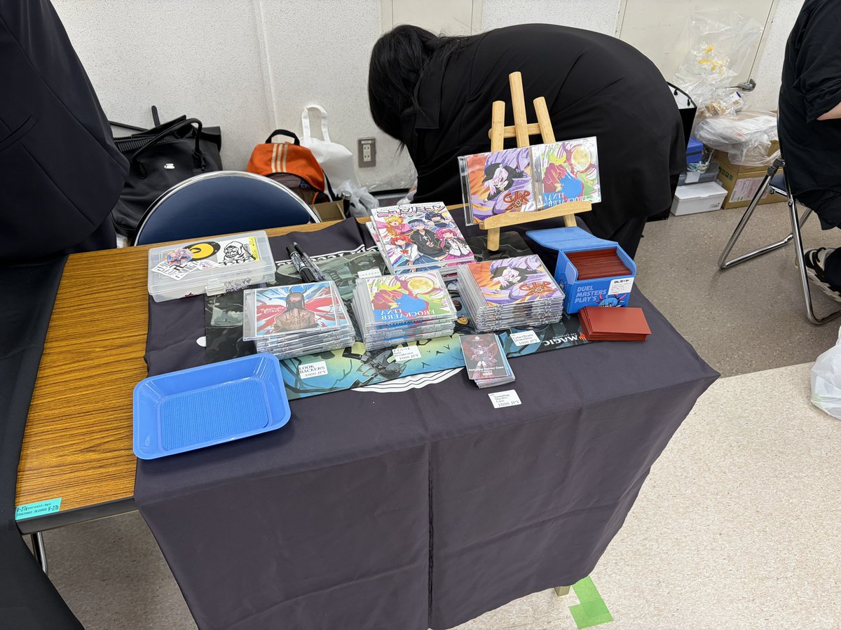 eberates's tweet photo. V27bにて待つ https://t.co/IxrLRkr2rr
