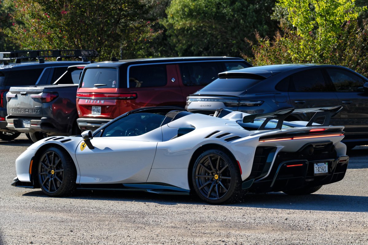 SpeedSportLife's tweet photo. Casual Ferrari F12 tdf (Look up the current values of these 🤯)and SF90 XX Spider that rolled through our event today. Also, our friend's awesome 964. Check out that green carbon on the SF90 XX https://t.co/go739Wfll8