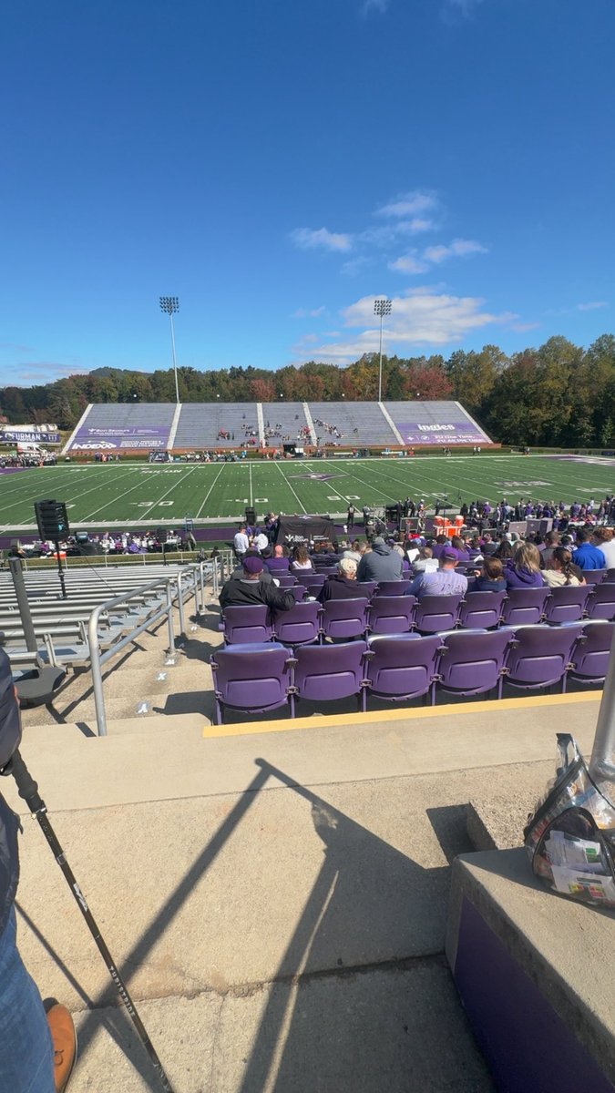 RyanMobley25's tweet photo. Had an amazing time at @PaladinFootball can’t wait to be back! @DBryant18 @TyquiloM @bs2_8 @DrCOACHStrong @LouatTheState @CDearing82 @HughRyan1 @PhilipDuke12 @DrewDudzik @mitchellmayes77 @Kyle_Jolly @PRecruiting7 https://t.co/3UdShJRN7M