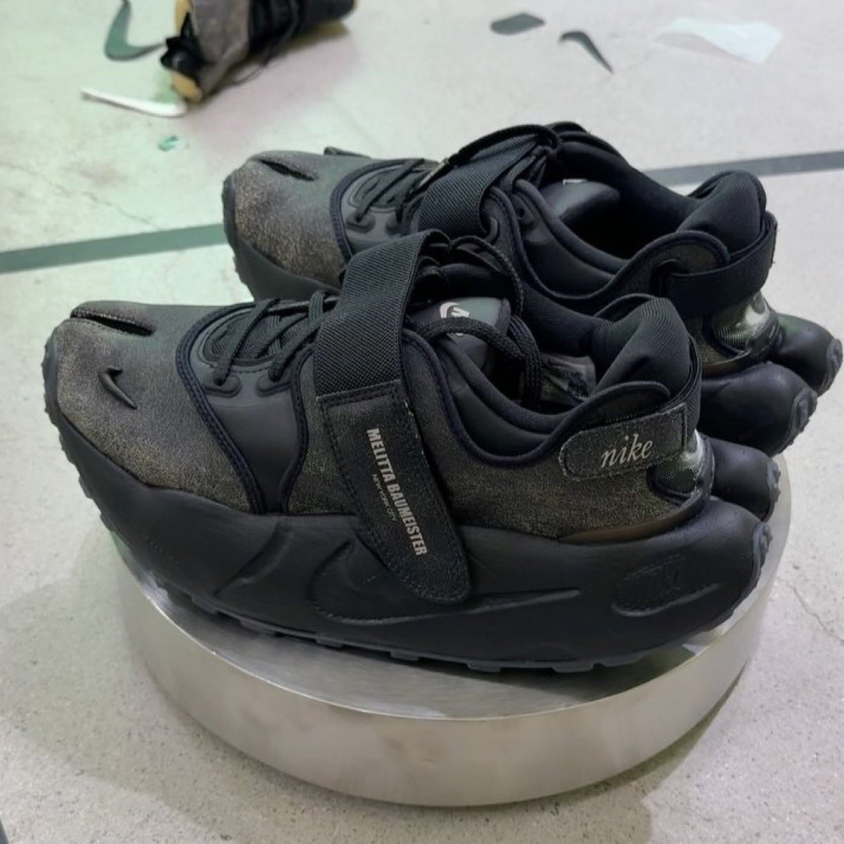 nikobun0831's tweet photo. うわ、NIKEでまたクセ強いの見つけてしまった。
このボリューム感、ほんとにたまらん。好きすぎる。 https://t.co/W6Z9CGBSuC