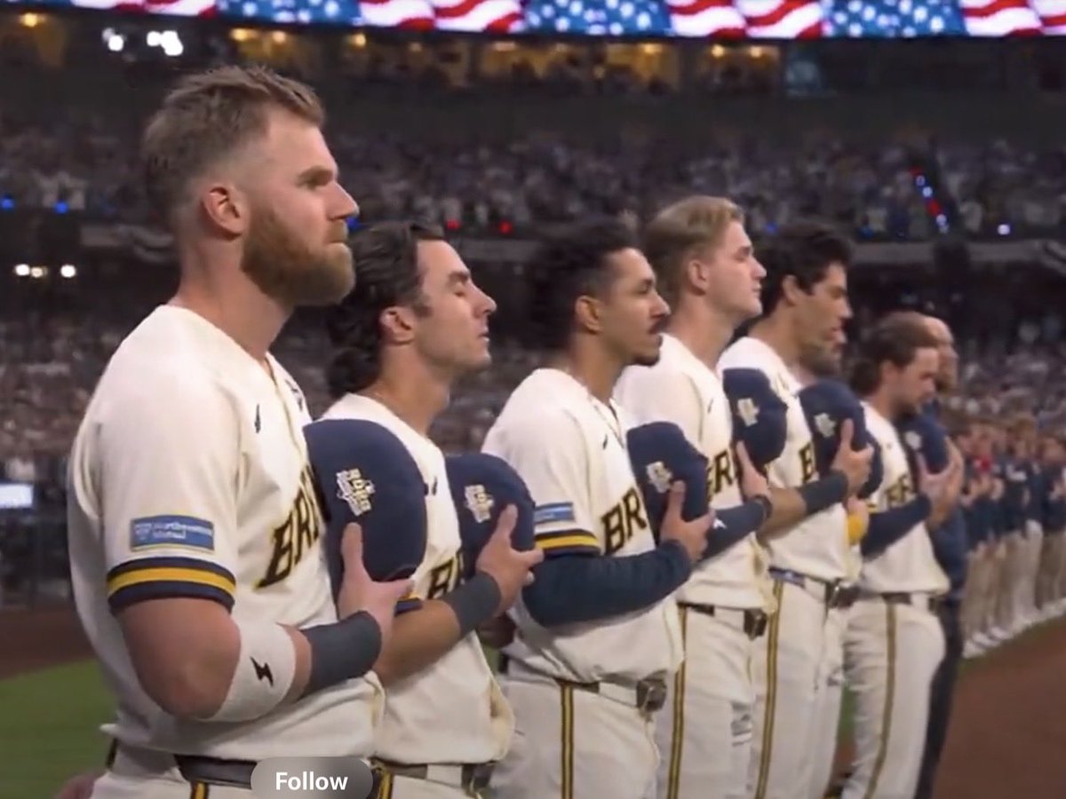 ChazDogs's tweet photo. Hey @NFL, @WNBA &amp; @NBA This is how you honor the Freedom that allows you to make millions playing the sport you love. Well done @Brewers https://t.co/Gr9tNnaM9I