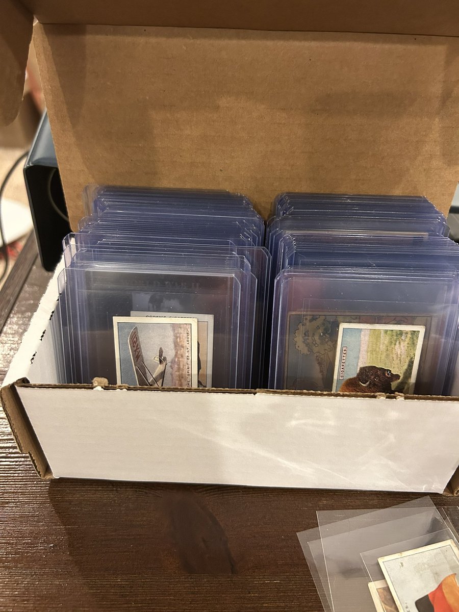 FirstPitchCards's tweet photo. @dhdrewry @1Cash28 @CardPurchaser @7thGypsy @1brightman1 Some of my vintage non-stop cards. Waiting to put them in a toploaders binder. Includes countries/flags, Civil War and WWII, famous people, transportation, and animals among the lot. https://t.co/OAZx7MEnlI