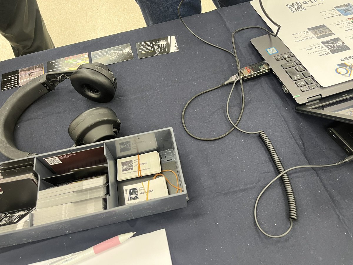 technomover's tweet photo. ここうさんの第一展示場 Q-11b「ipsativeRec.」で売り子してます。
件のパッシブミキサーは裏に置いてあるのでみたい方はお声がけください。

 https://t.co/5YN310WhvJ https://t.co/2ccogGcMR1