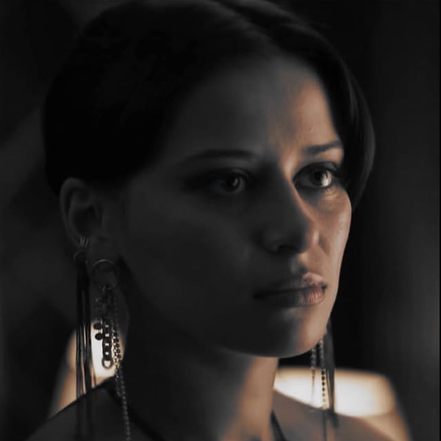 CoatedInChaos's tweet photo. 👀

He need to be marked till everyone knows who he is belong to a smirk drawing on her lips  ‘She’s just saying totally innocent , it’s not her fault.. he is much trouble that she can’t resist’ https://t.co/Z59trimzJk