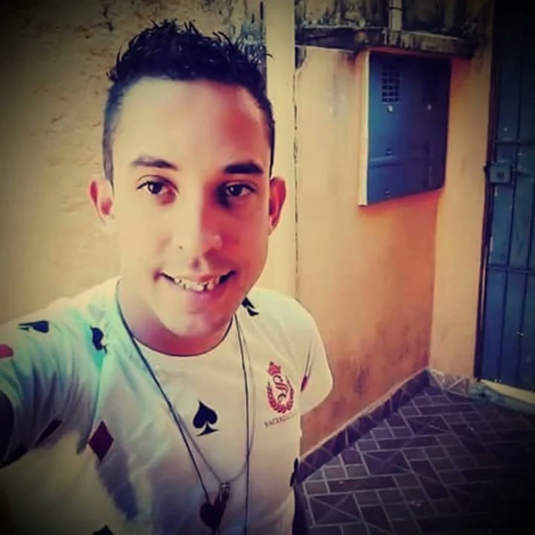 Sheenius96 tweet picture