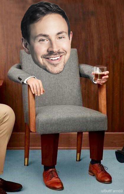 TheGMEtard's tweet photo. Me sitting through another weekend waiting for Monday open 🪑 $GME https://t.co/SZXxhkjJTw
