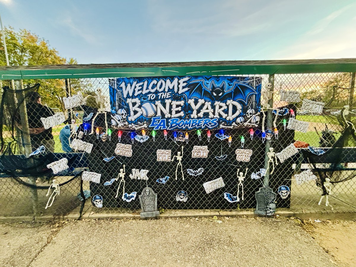 PerfectGameKC's tweet photo. Engaged Athletics (EA) Bombers bringing the Bone Yard to the big yard at 3&amp;2 this weekend in PGKC's Halloween Havok. Great job! https://t.co/lnt1BGL9Bj