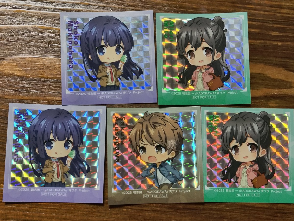 nerv0048's tweet photo. ポップコーンとドリンク、カレーマン開封✨
ポップコーンのイーゼルキラキラステッカーにジャストサイズ😆
なんかステッカー偏りすぎではw
ディアフレンドな組み合わせ？🤣　次はまた咲太くん引きそうw
#青ブタ https://t.co/iSMhHy0jXm