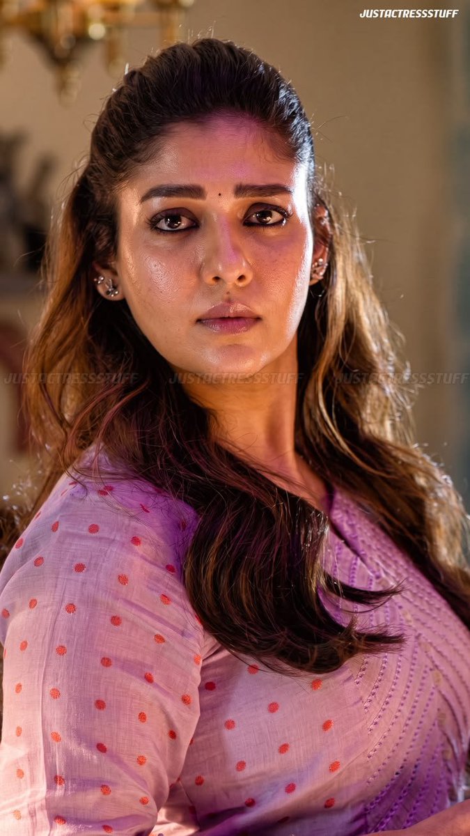 luke_0028's tweet photo. Na en amma aluku jattiya nakkumbothu, en amma reaction 

Mom: en paiyan en jattiya ve ippudu nakkurane appo namma pundya kudutha, epa thanni vara vachuruvan, seekiram avanuku pundya virikanum https://t.co/6jgvtfcSPd